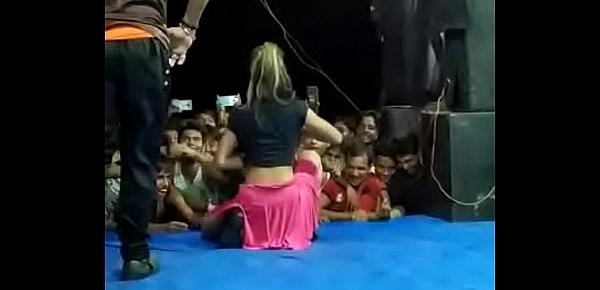  Bangladeshi girl nude dance in public